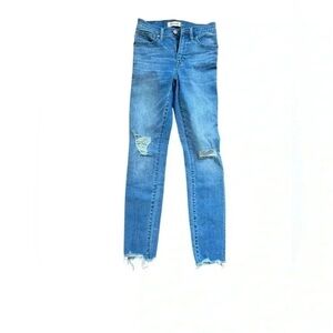 Madewell Jeans 9” High Rise Skinny Size 24 with Distressing